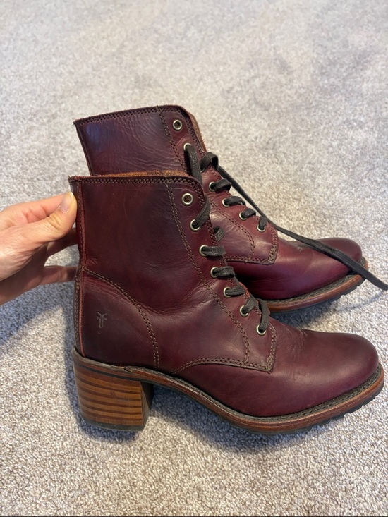RARE Frye Sabrina 6G Oxblood Leather Lace-Up Combat Boots - Picture 3 of 5
